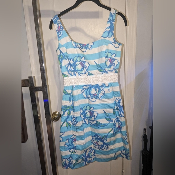 Striped blue And White Floral Lilly Pulitzer Dress Striped blue And White Floral Lilly Pulitzer Dress